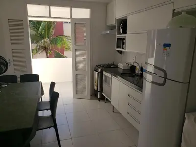 A cozinha ou kitchenette de MB06201 - Morro Branco - Varanda - 3 quartos - 2 suites