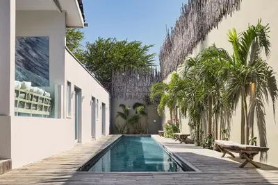 A piscina em ou perto de Casa Katu