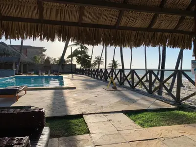 A piscina em ou perto de Condomínio com vista para o Mar e Piscina no CUMBUCO- AP 106