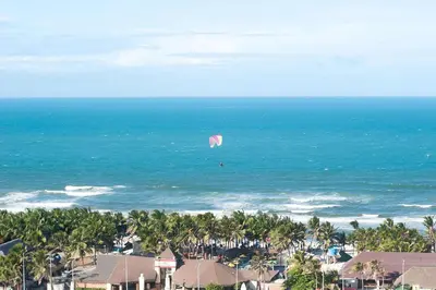 Uma vista do mar geral ou uma vista do mar a partir do apartamento