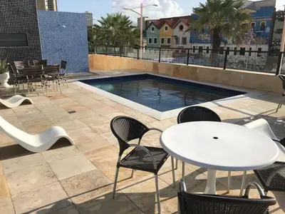 A piscina em ou perto de 402 Lindo Flat mobiliado Praia de Iracema