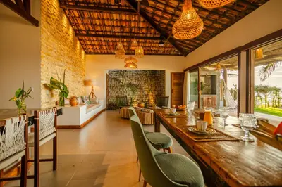 Uma área de estar em Casa ADOBE Preá - FRENTE MAR!