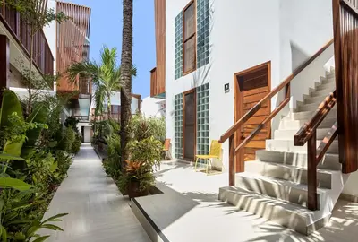 O edifício onde o hotel está situado