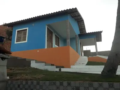 O edifício onde o alojamento de turismo selvagem está situado