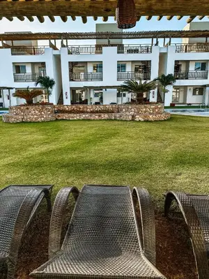 Um jardim no exterior de Quality - Boas Vistas