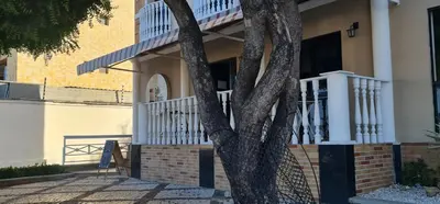 O edifício onde o apartamento está situado