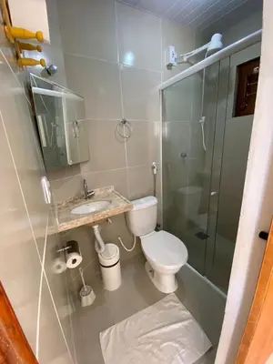 Uma casa de banho em Viva Praia Flats, maravilhosa hospedagem na praia!