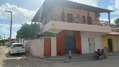 O edifício onde a casa de hóspedes está situado