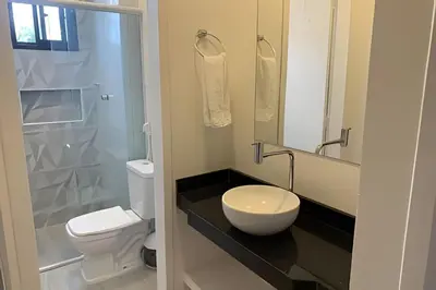 Uma casa de banho em Hosts BR - Apartamentos funcionais