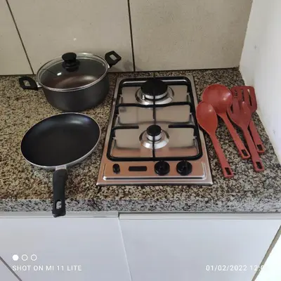 A cozinha ou kitchenette de Meireles 6, PRAIA MANSA Vista al Mar, Perto de tudo