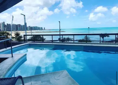A piscina em ou perto de Apê Beira Mar Meireles Com café da manhã
