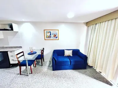Uma área de estar em Apê Beira Mar Meireles Com café da manhã