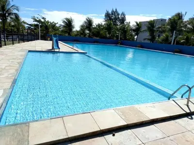 A piscina em ou perto de Apartamento Aluguel Morro Branco.