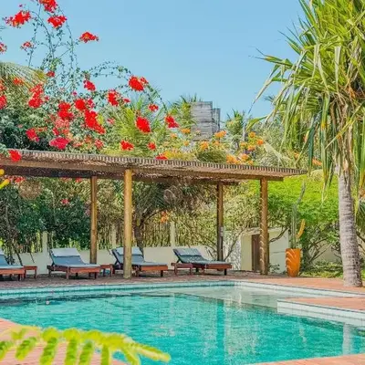 Villa Guaiuba linda casa com piscina e vista por mar !