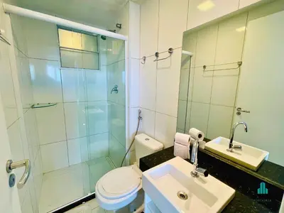 Uma casa de banho em Fortaleza Sul by Holiday Stays