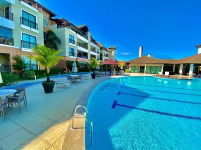 A piscina em ou perto de Condomínio Mediterranee Residence por Be My Guest