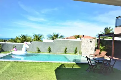 A piscina em ou perto de LUXURIOUS NEW HOUSE, UNFORGETABLE EXPERIENCE.