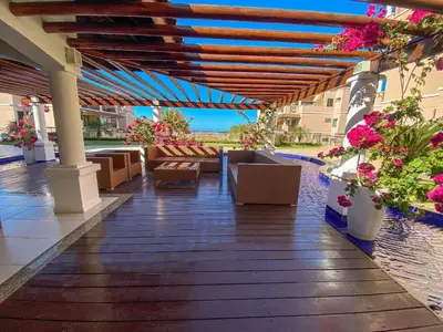 Uma varanda ou terraço em Beverly Hills por Be My Guest