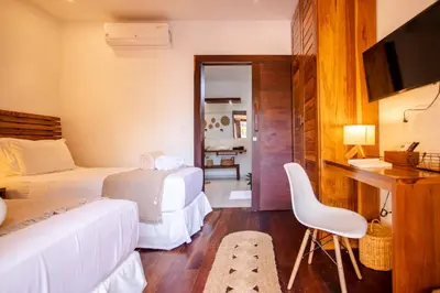 Uma televisão e/ou sistema de entretenimento em Villa Messina Jeri