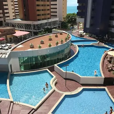Apartamento Beira Mar 14º andar com 2 Quartos
