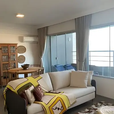 Hosts BR - Cobertura duplex frente mar