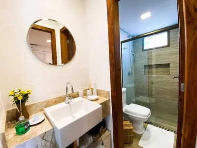 Uma casa de banho em Moderno condomínio a beira mar em Flecheiras!