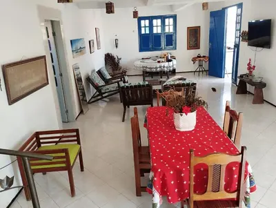Uma televisão e/ou sistema de entretenimento em Casa Solaris