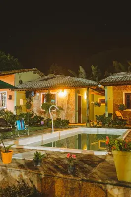 A piscina em ou perto de Estância dos Pássaros