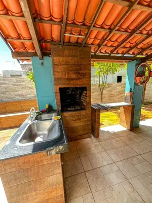 A planta de Casa Rústica em Morro Branco - na quadra da praia