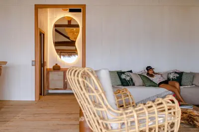 Uma área de estar em CASA na PRAIA DA BARRINHA Frente Mar