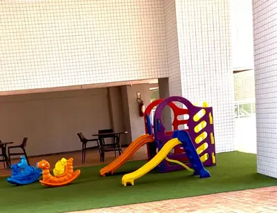 O clube infantil de DN Apartamento VISTA MAR ,a 50 metros do aterro Praia Iracema