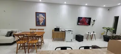 Uma área de estar em Casa de Praia em Beberibe - House 4k Beberibe, Acomoda até 12 pessoas