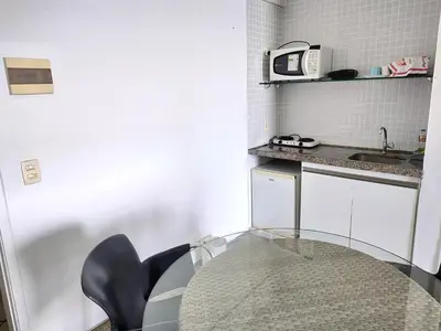 A cozinha ou kitchenette de Flat frente mar Fortaleza 607