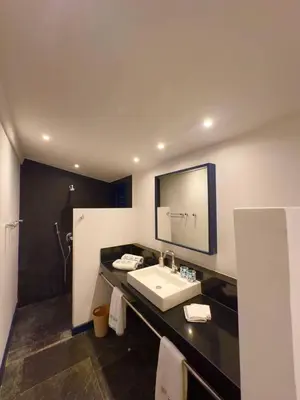 Uma casa de banho em Casa da Ponta