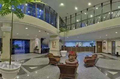 Uma área de estar em Excelente Flat 1506 Meireles Fortaleza